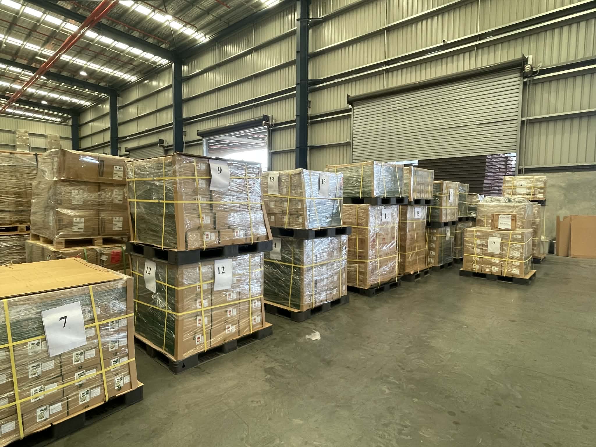 AKK Trading Warehouse - Professional wholesale distribution facility